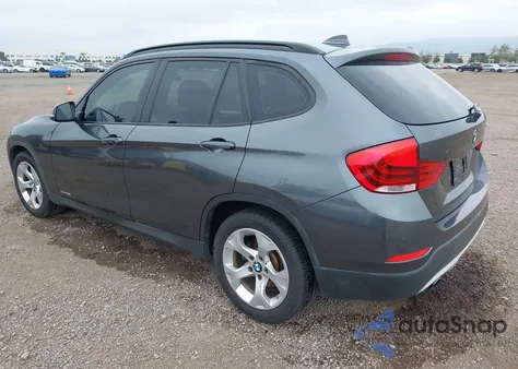 2013 BMW X1 Sdrive28I z USA, uszkodzony, nr VIN WBAVM1C51DVW42577
